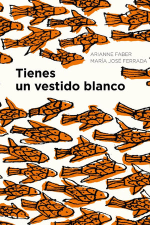 Tienes un vestido blanco